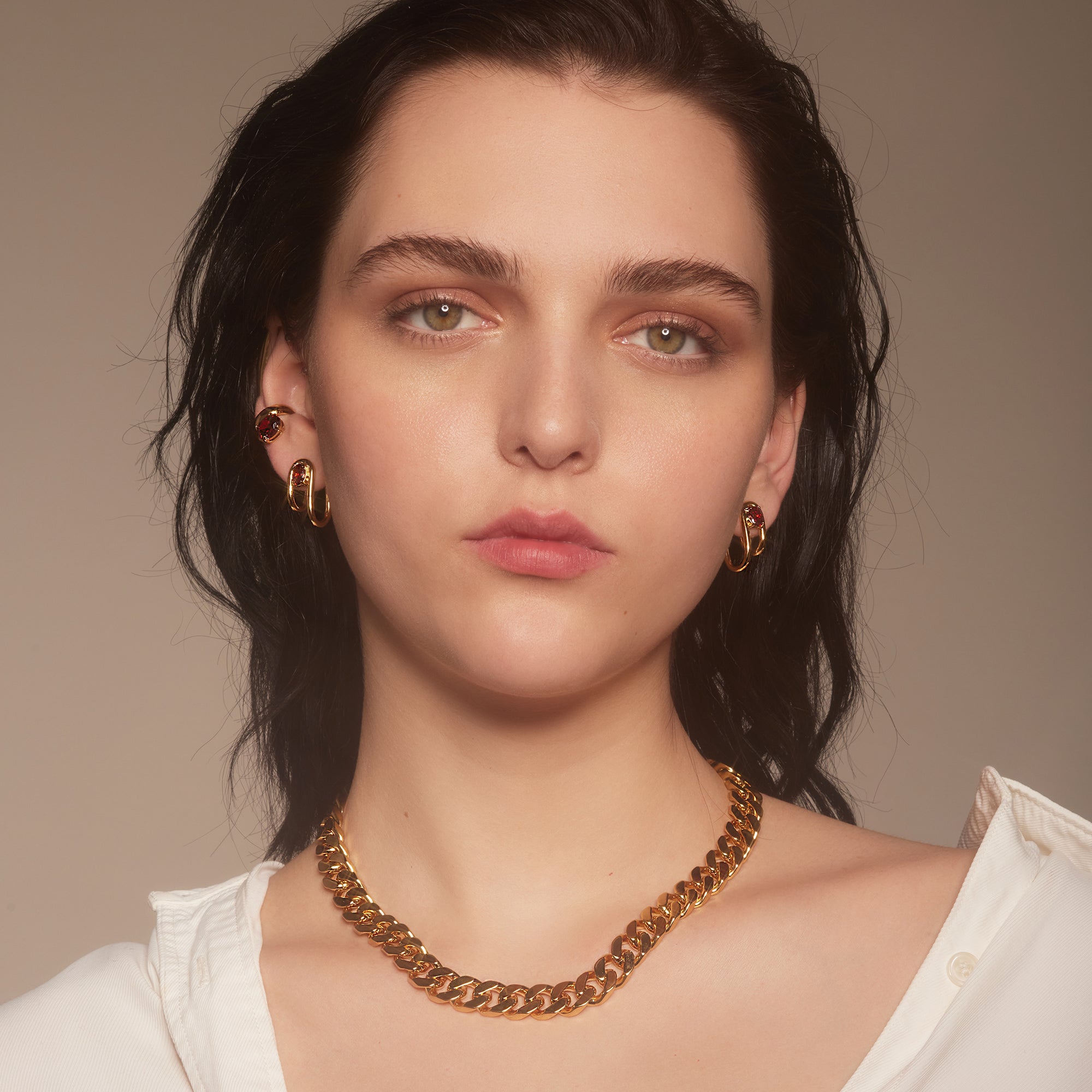 Vera Earrings in Gold