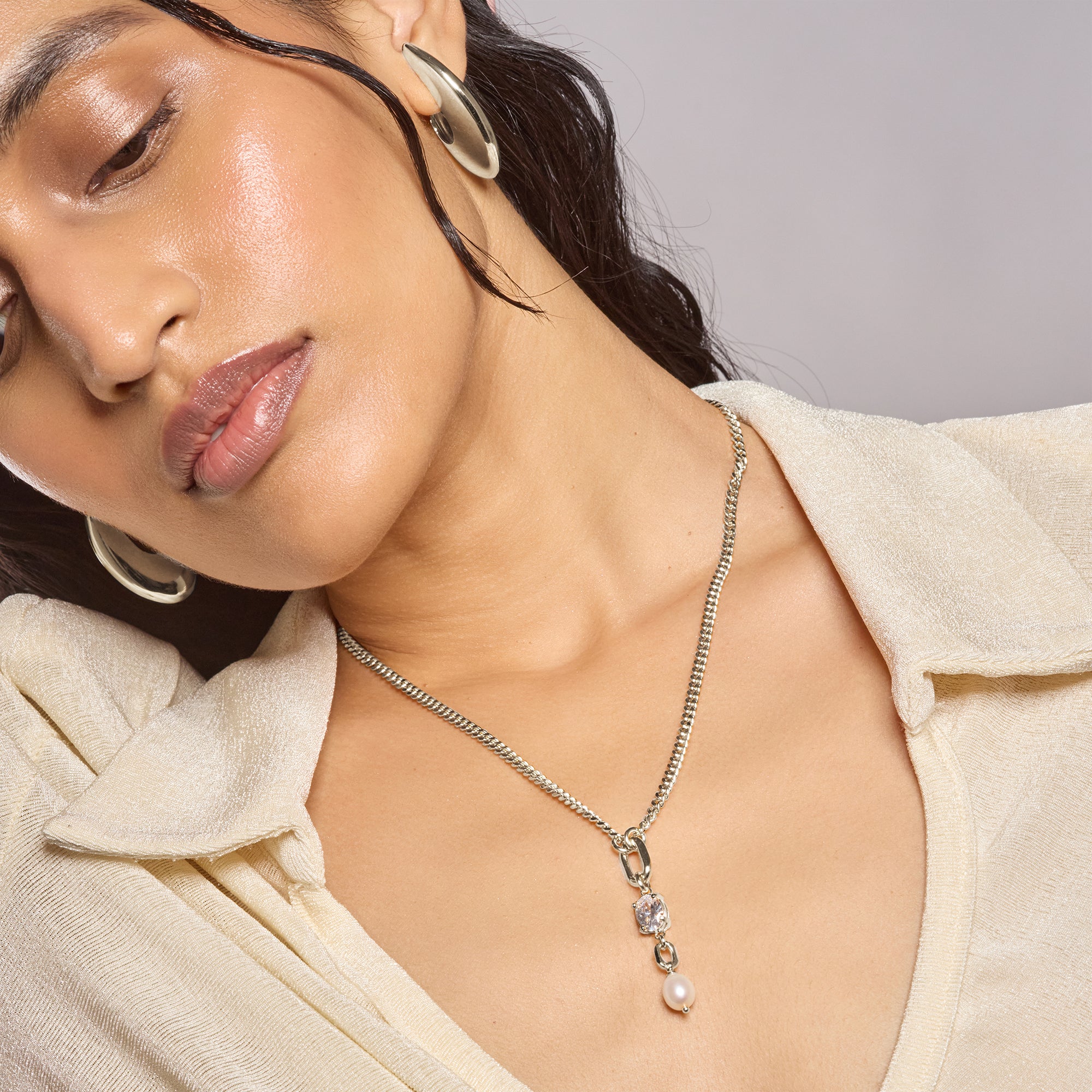 Fiona Necklace in Silver