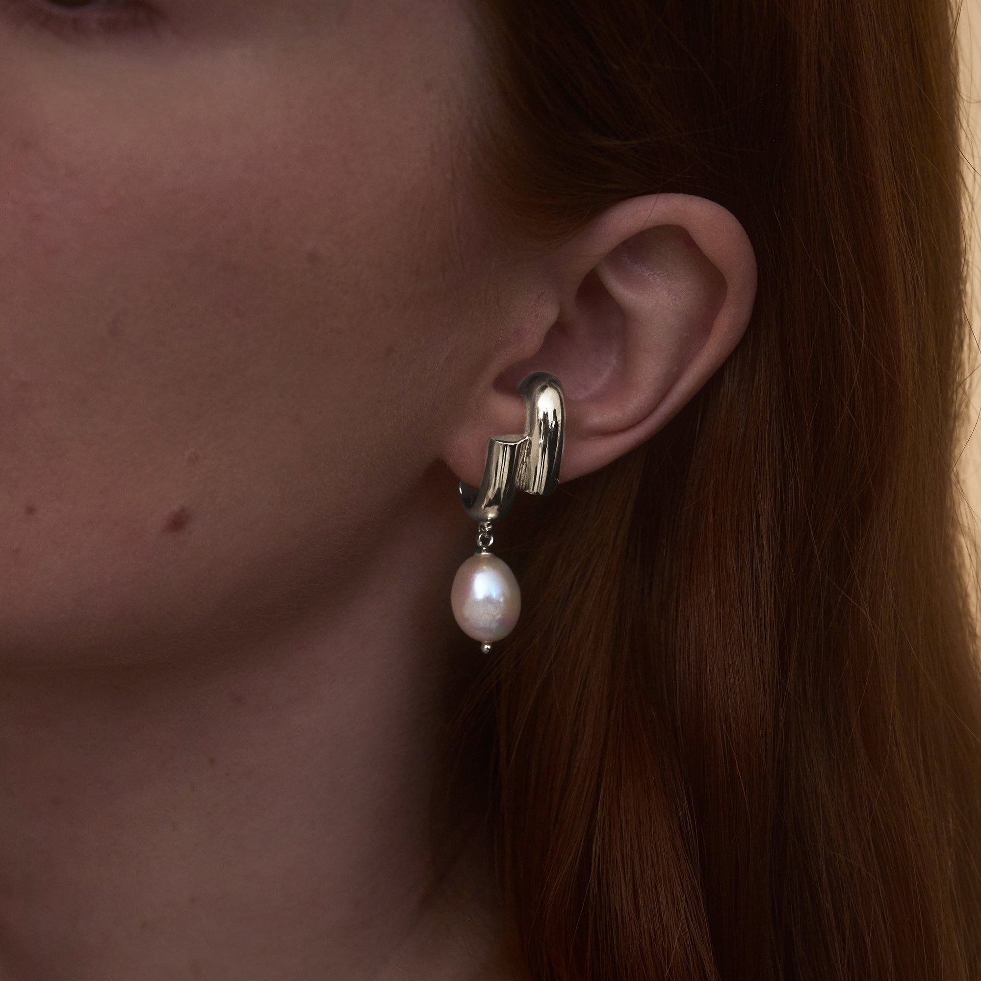 Pearl Shift Earrings in Silver