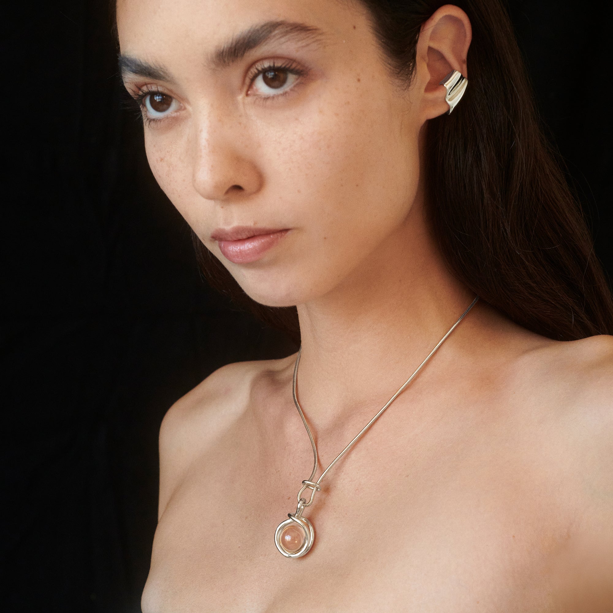 Sling Necklace in Silver