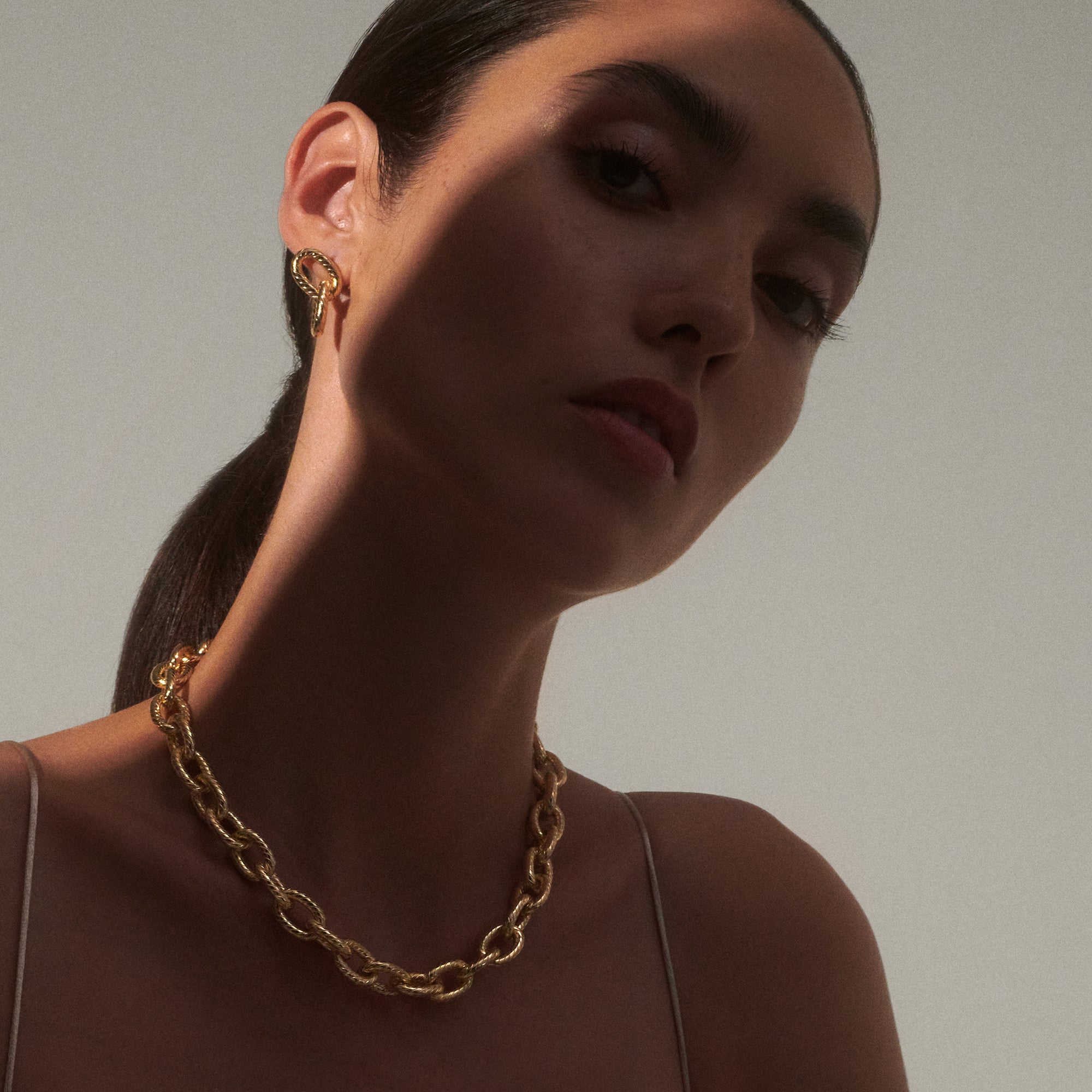 Tex Necklace in Gold