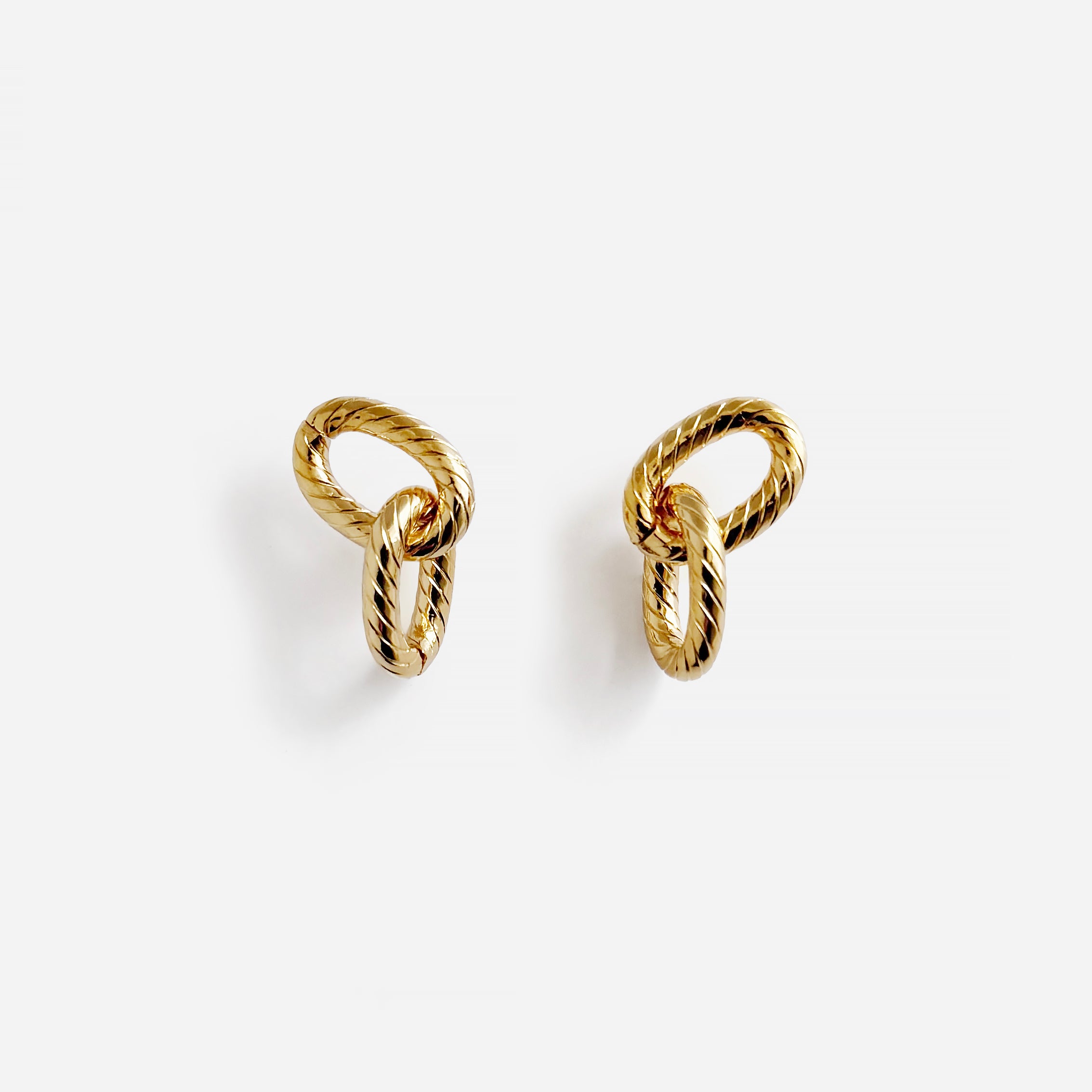 Tex Earrings in Gold