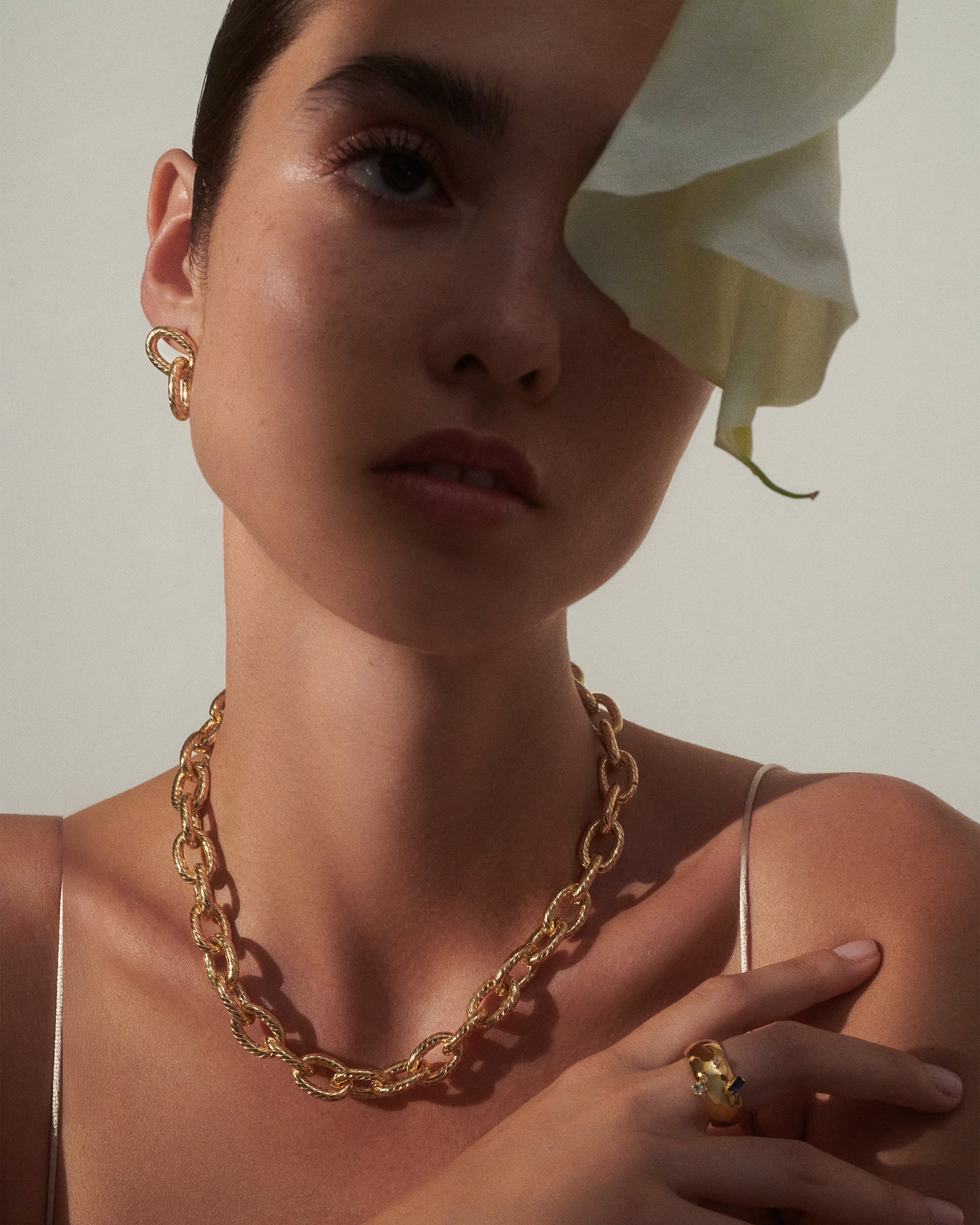 Tex Necklace in Gold
