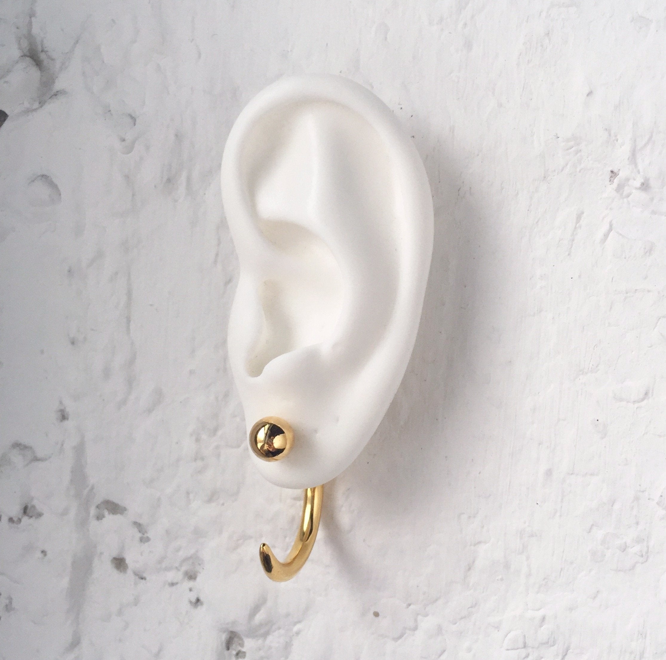 Ballpoint Ear Jacket in Gold