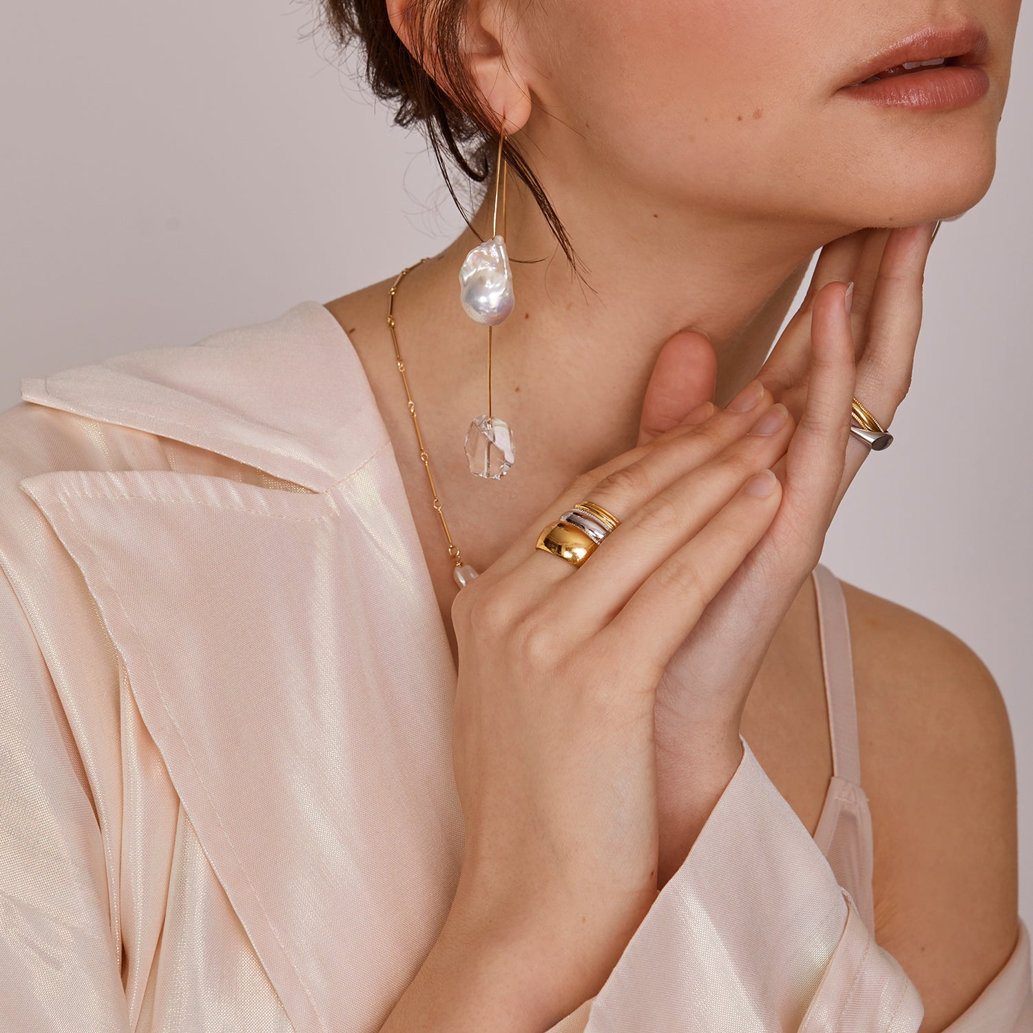 Hail Earring in Rhodium