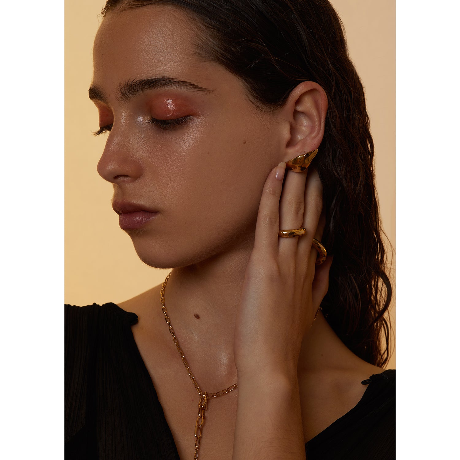 Lady Grey Rein Necklace in Gold