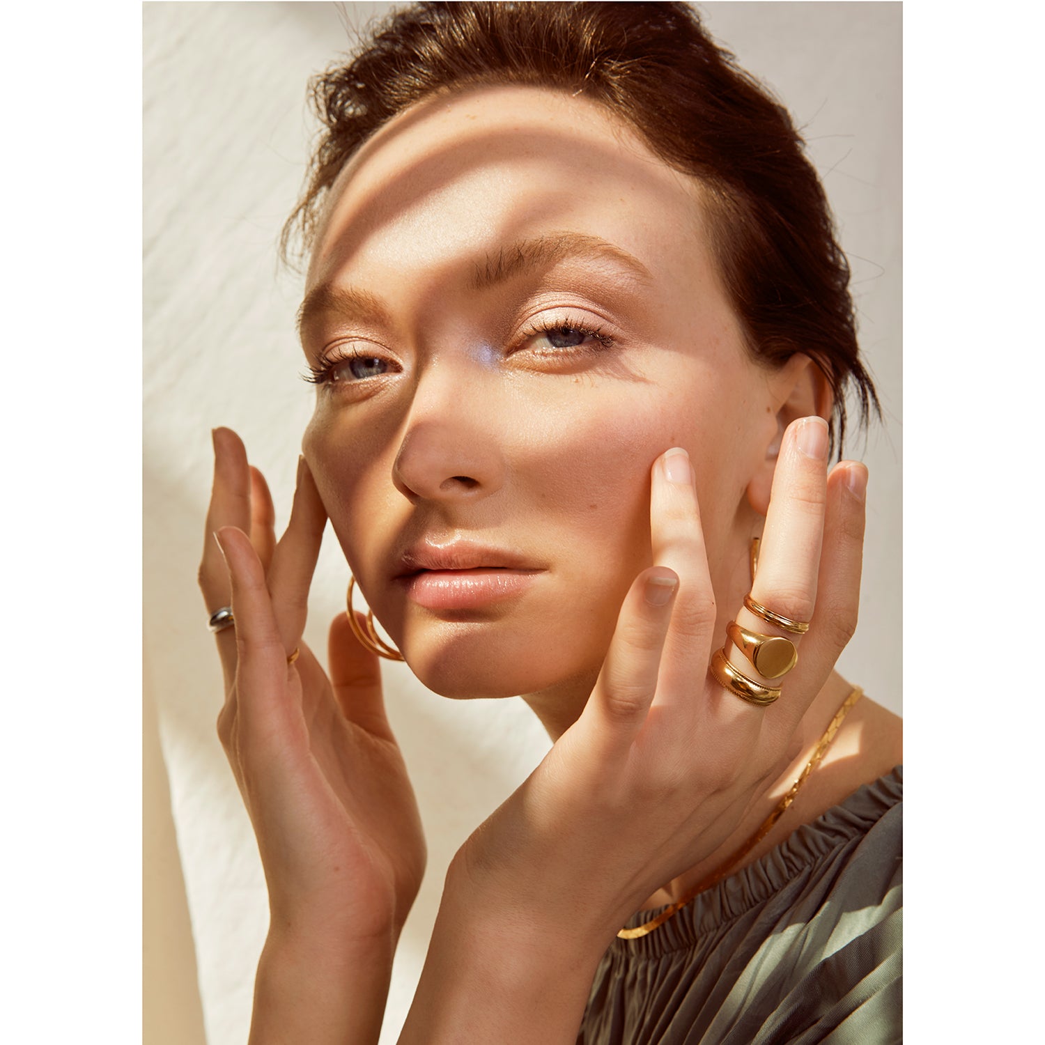 Signature Ring Set in Rhodium