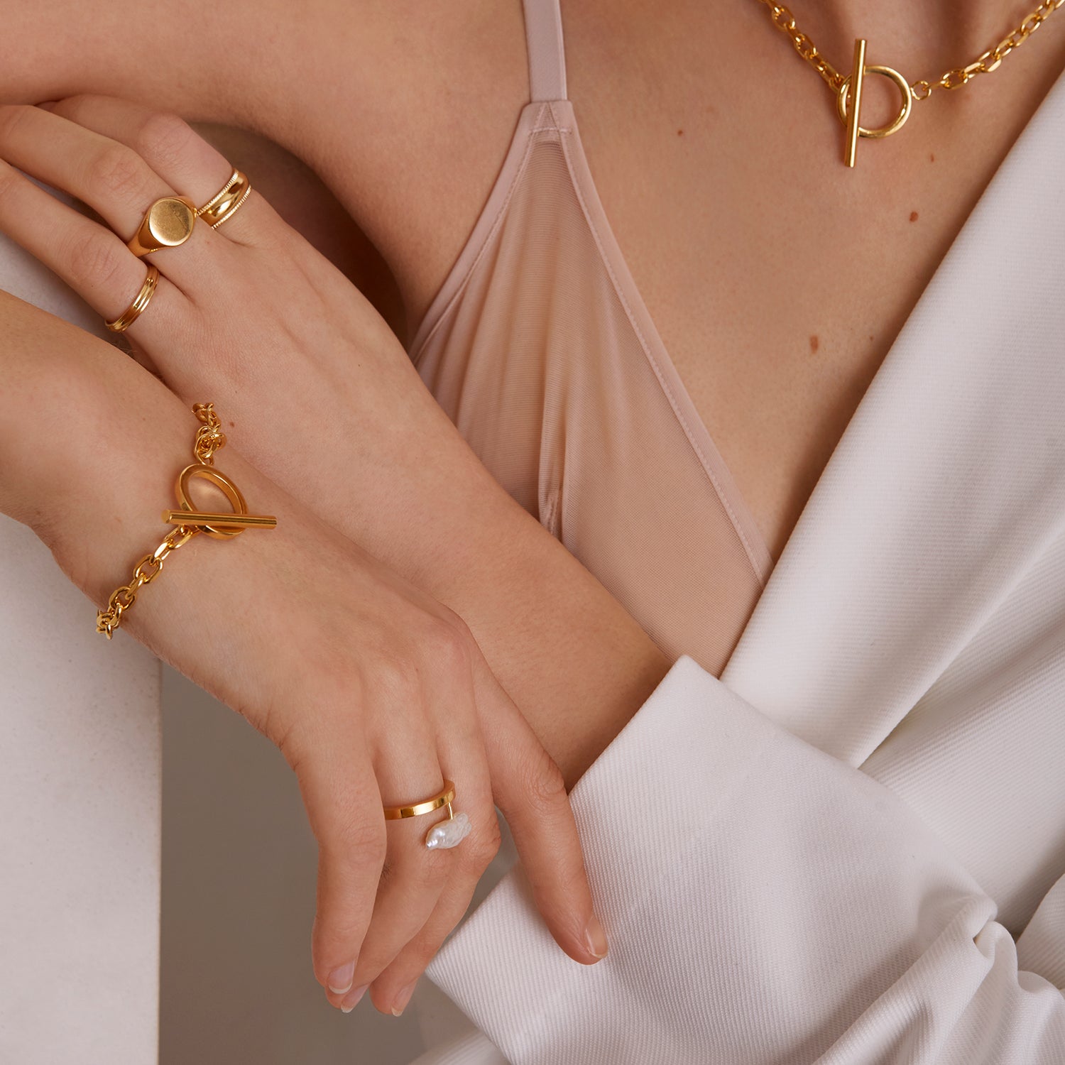 Signature Ring Set in Rhodium