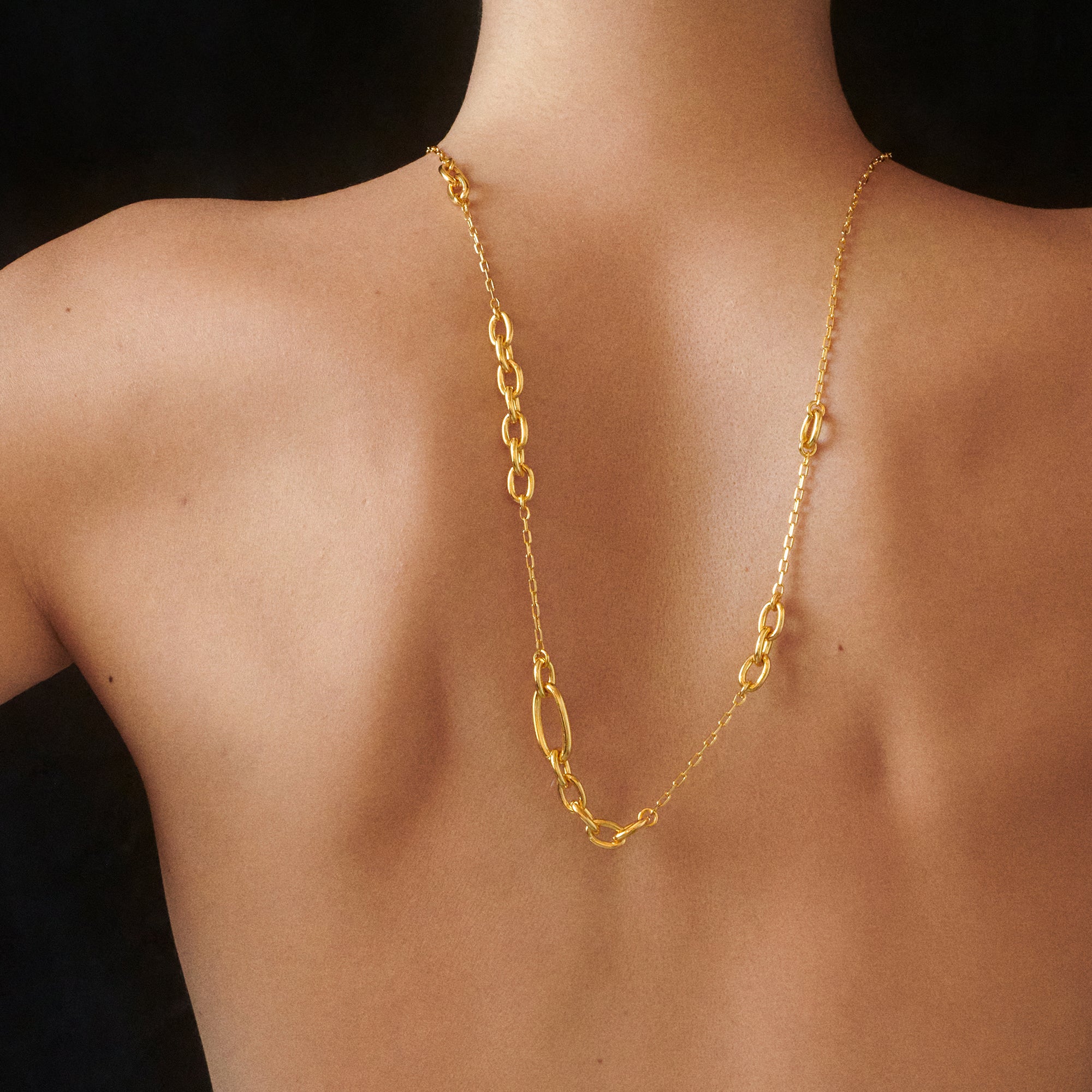 Fiora Necklace in Gold