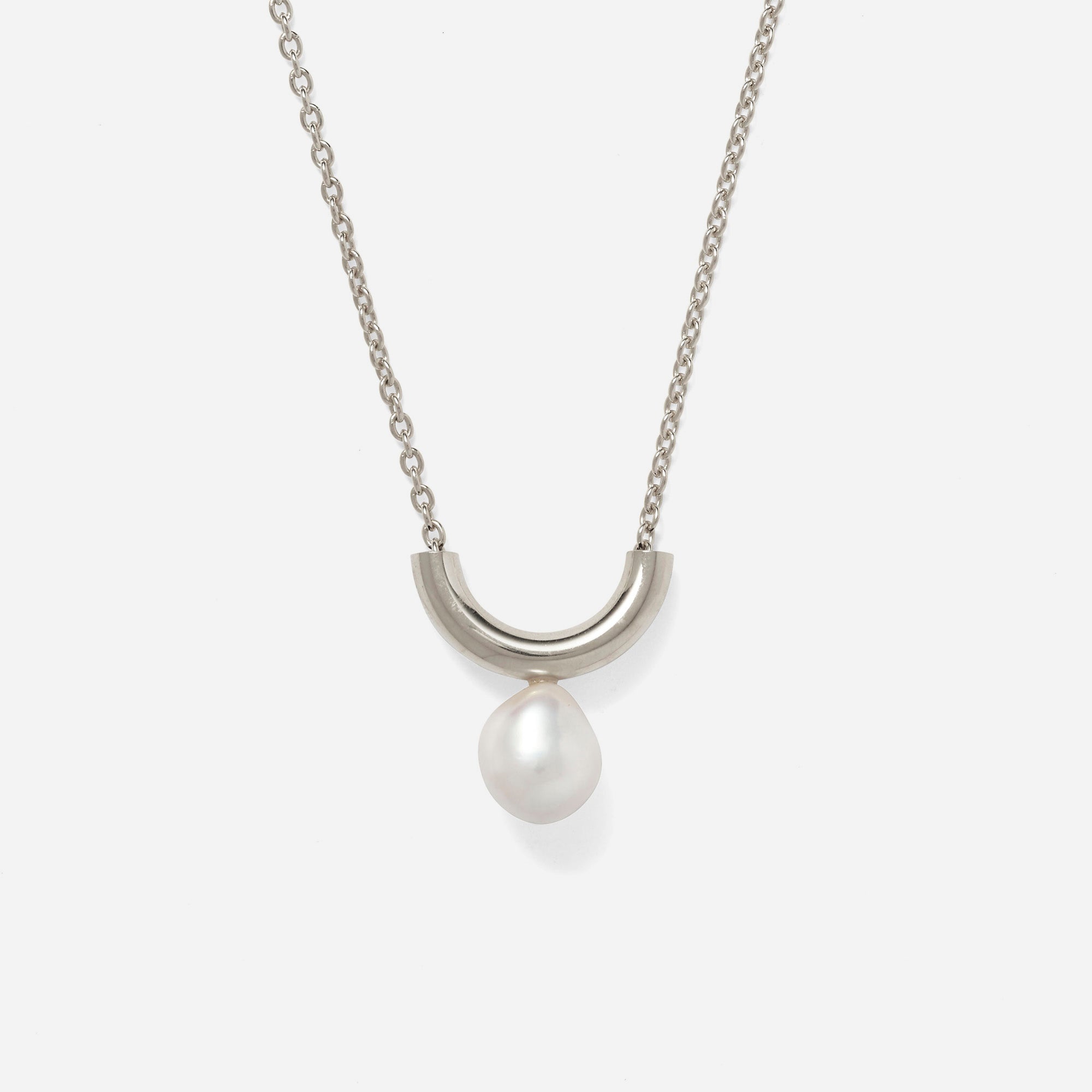 Isla Necklace in Silver