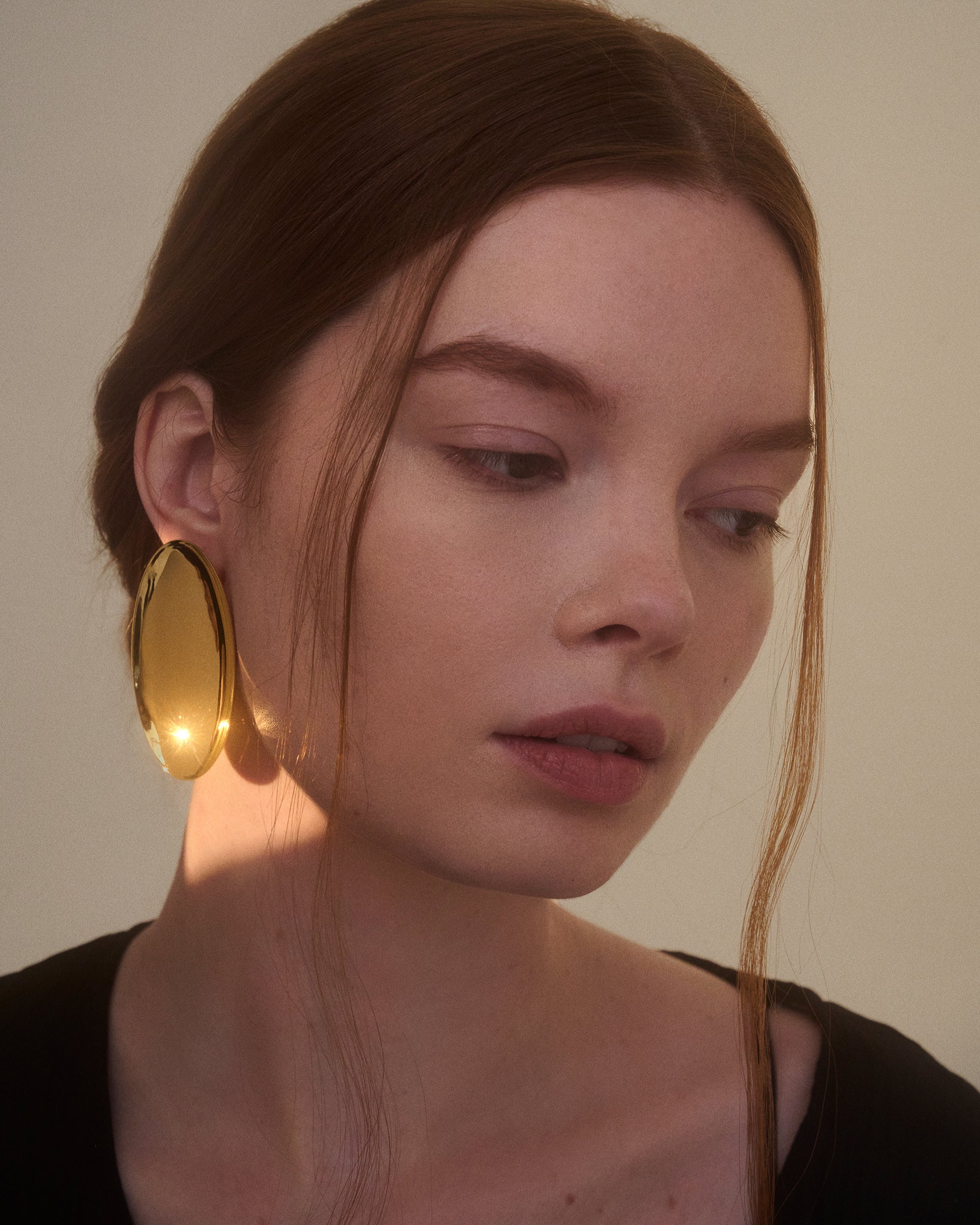 Oona Earrings in Gold