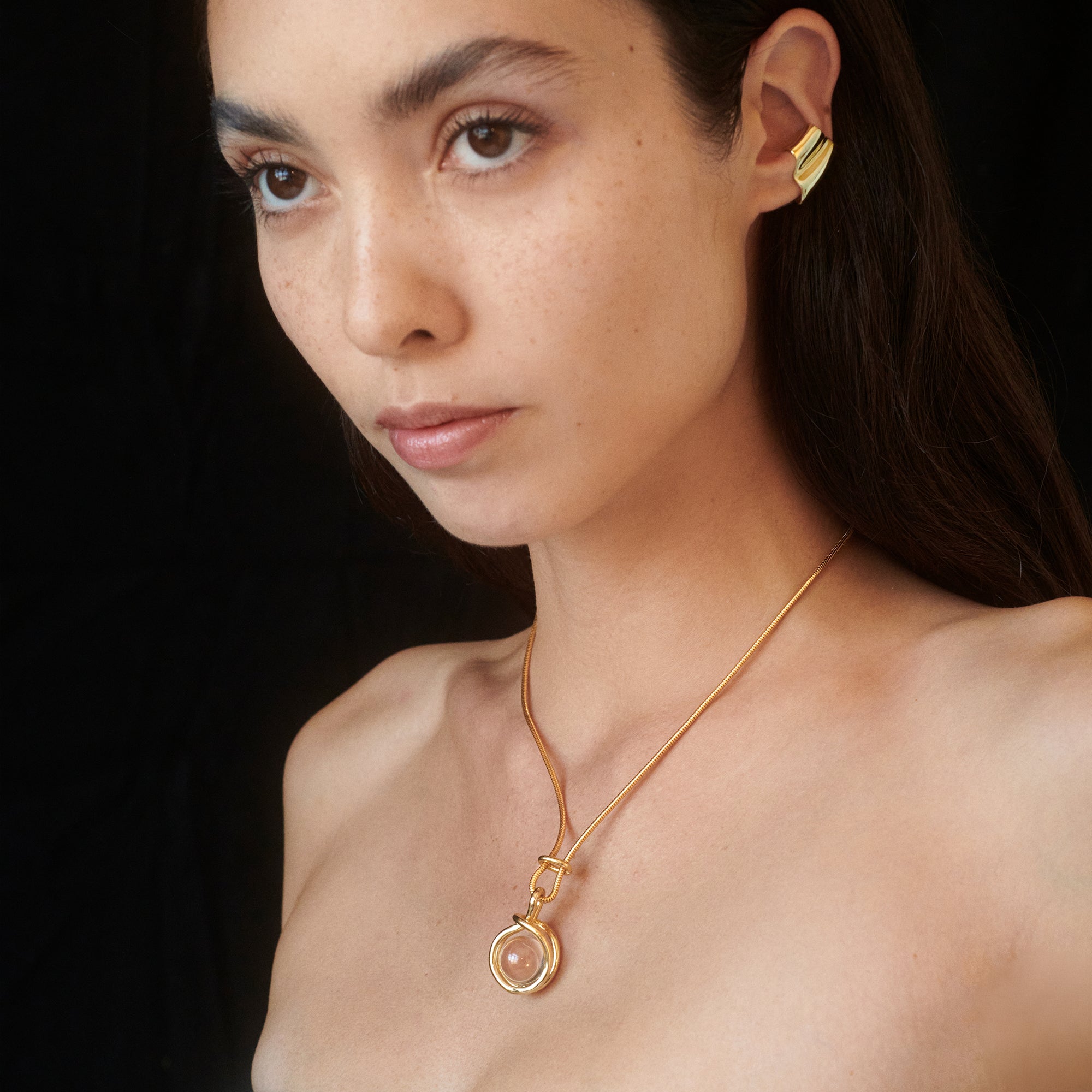 Sling Necklace in Gold