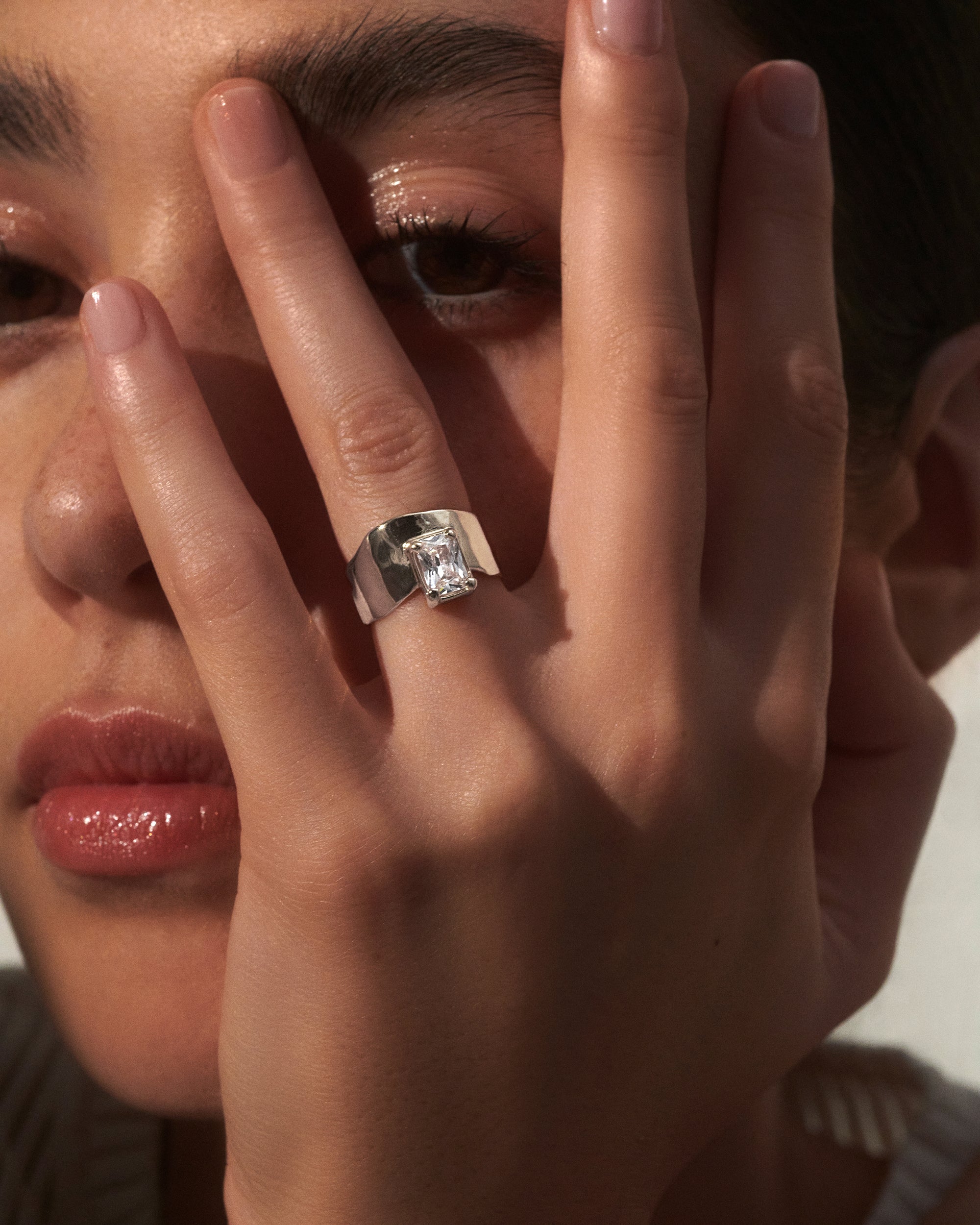 Wade Ring with Zirconia in Silver