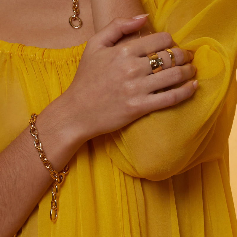 Loupe Bracelet in Gold