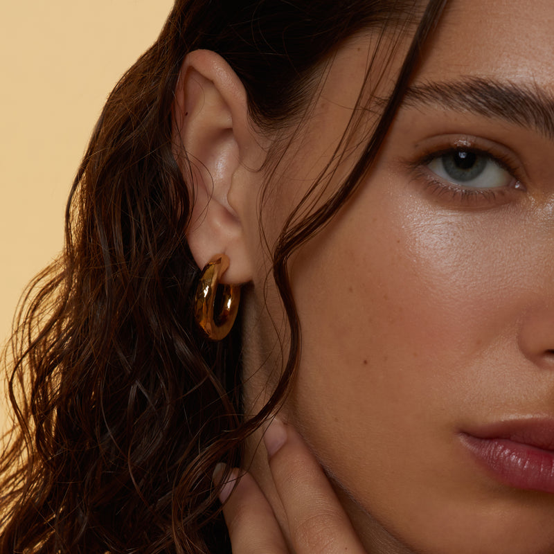 Rayan Hoops in Gold