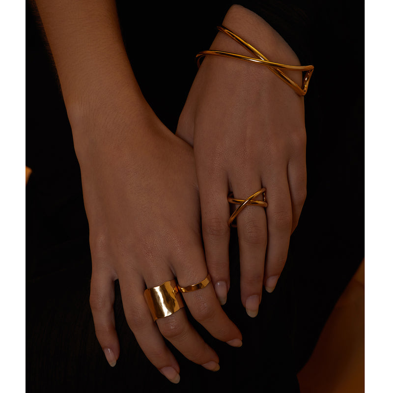 Sway Ring in Gold