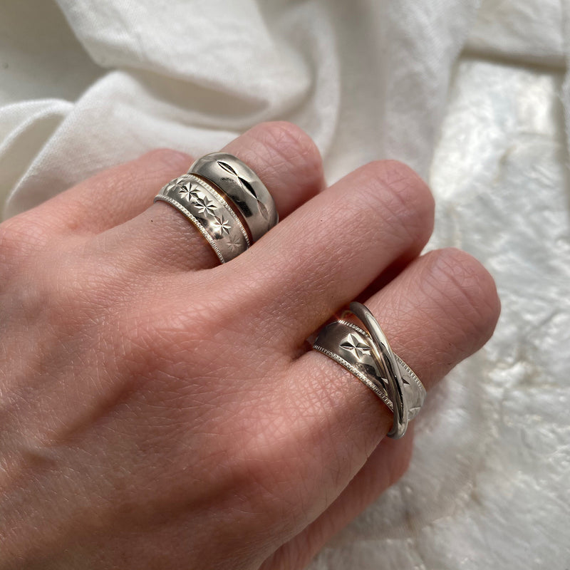 Diamond Cut Interlock Ring in Silver