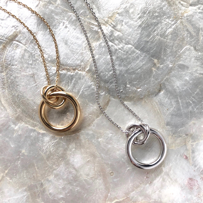 Lady Grey Jewelry Link Pendant in Rhodium