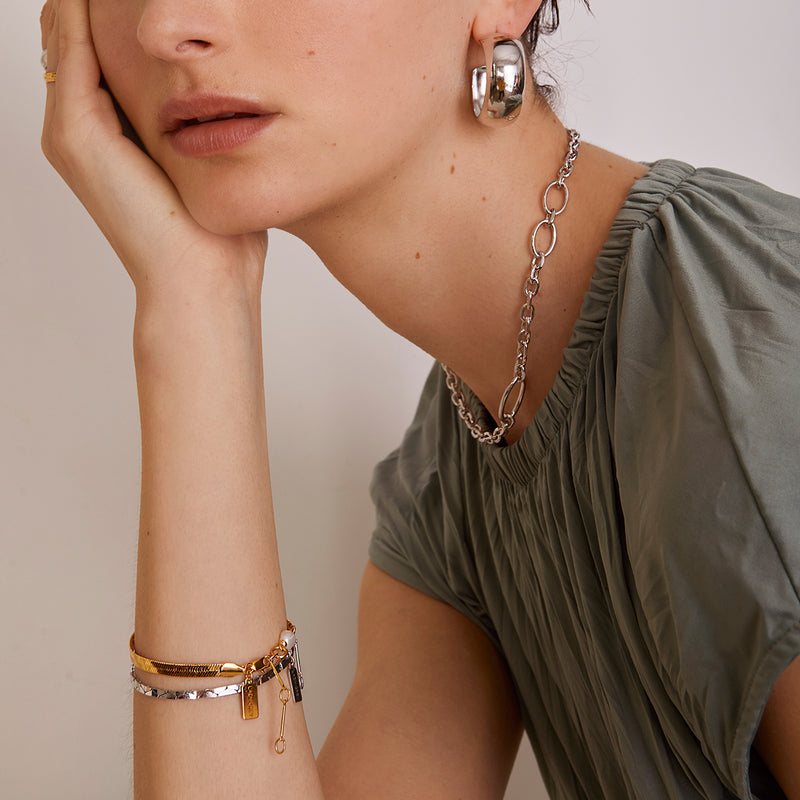Oval Link Necklace in Rhodium