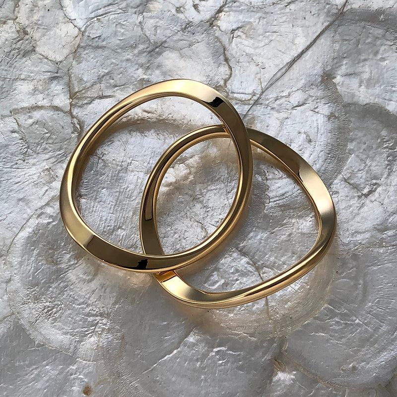 Lady Grey Jewelry Raia Bangle in Rhodium