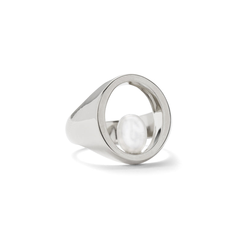 Lady Grey Balance Ring in Silver