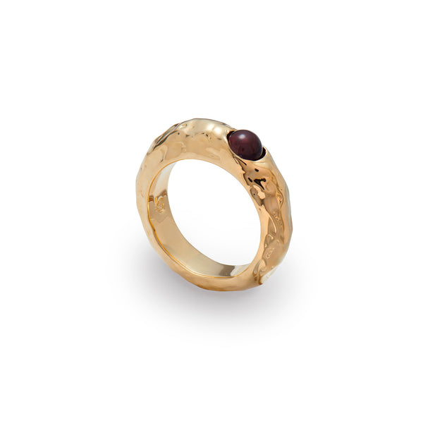 Garnet Pebble Ring in Gold