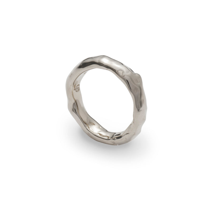 Pebble Ring in Silver