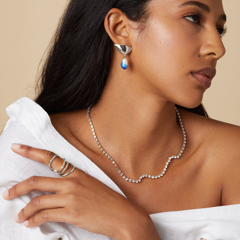 Mini Pearl Bracket Earring in Gold