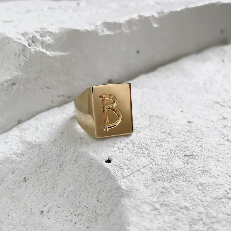 Scrawled Initial Ring Gold B