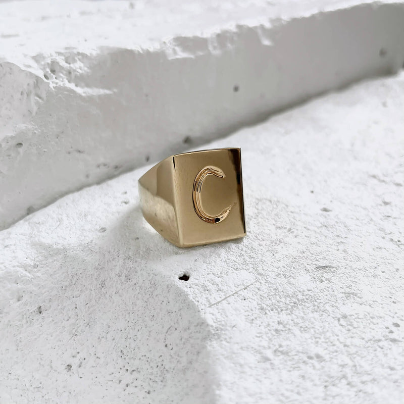 Scrawled Initial Ring Gold C