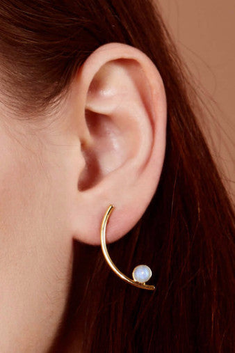 Mini Arc Earring in Gold