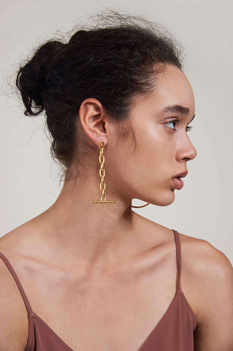 Pearled Toggle Earring in Gold