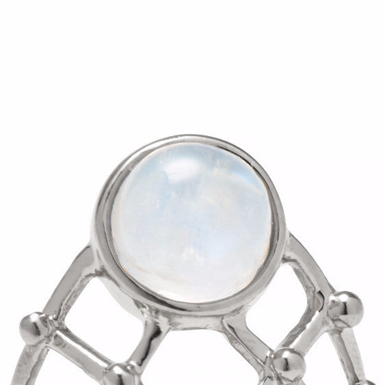 Lady Grey Jewelry Moonstone Lattice Ring in Silver