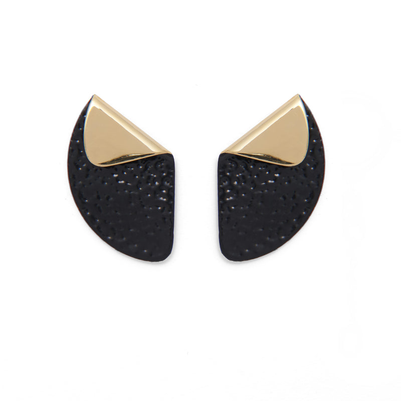 Lady Grey Jewelry Ami Earring in Gold