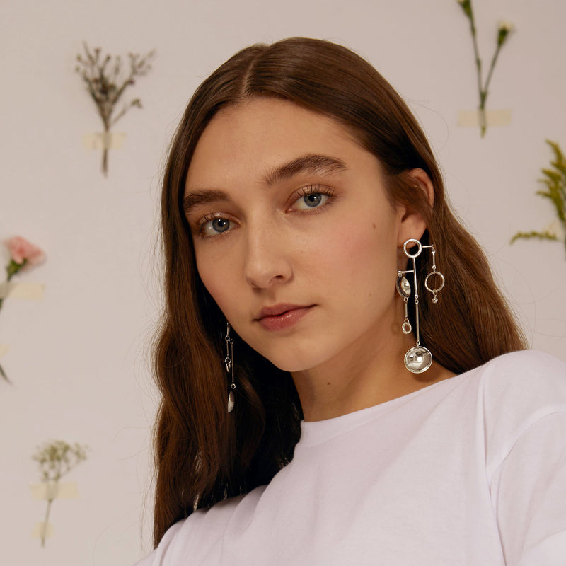 Mobile Earrings in Rhodium