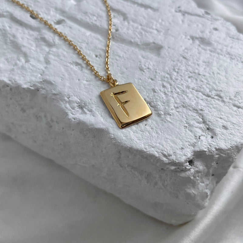 Scrawled Initial Pendant in Gold F