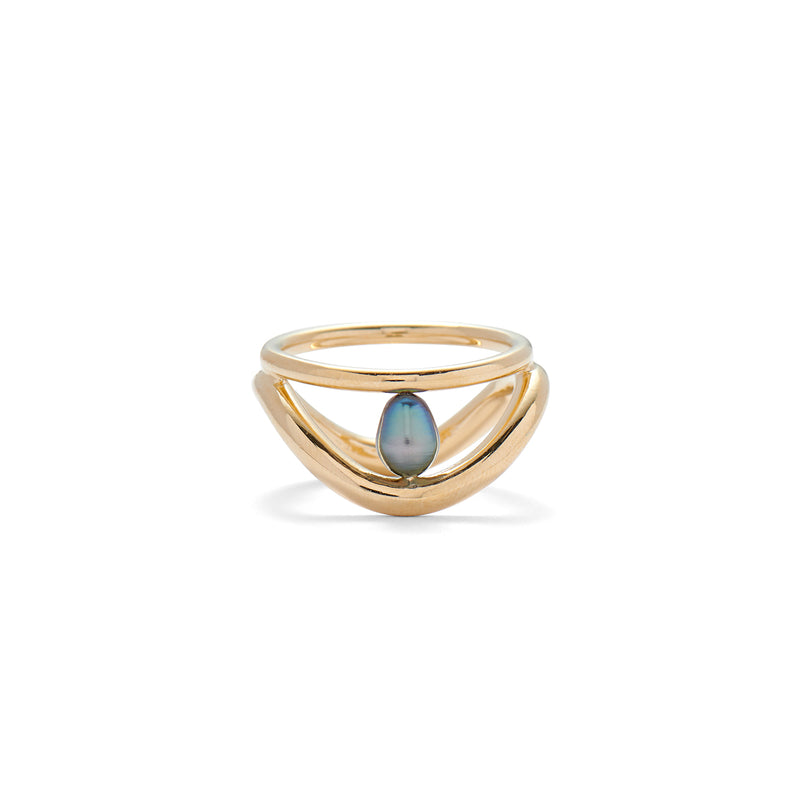 Pearl Lair Ring in Gold