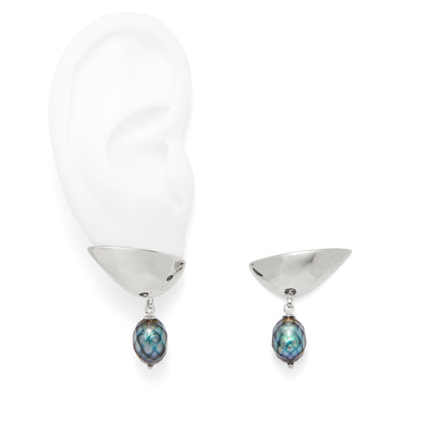 Faceted Pearl Lobe Earring in Silver