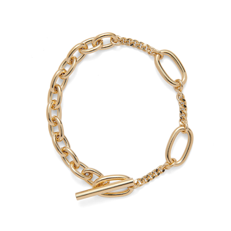 Toggle Link Bracelet in Gold