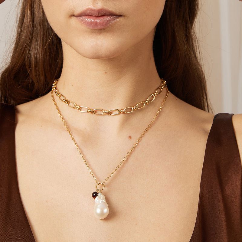 Nora Necklace in Gold