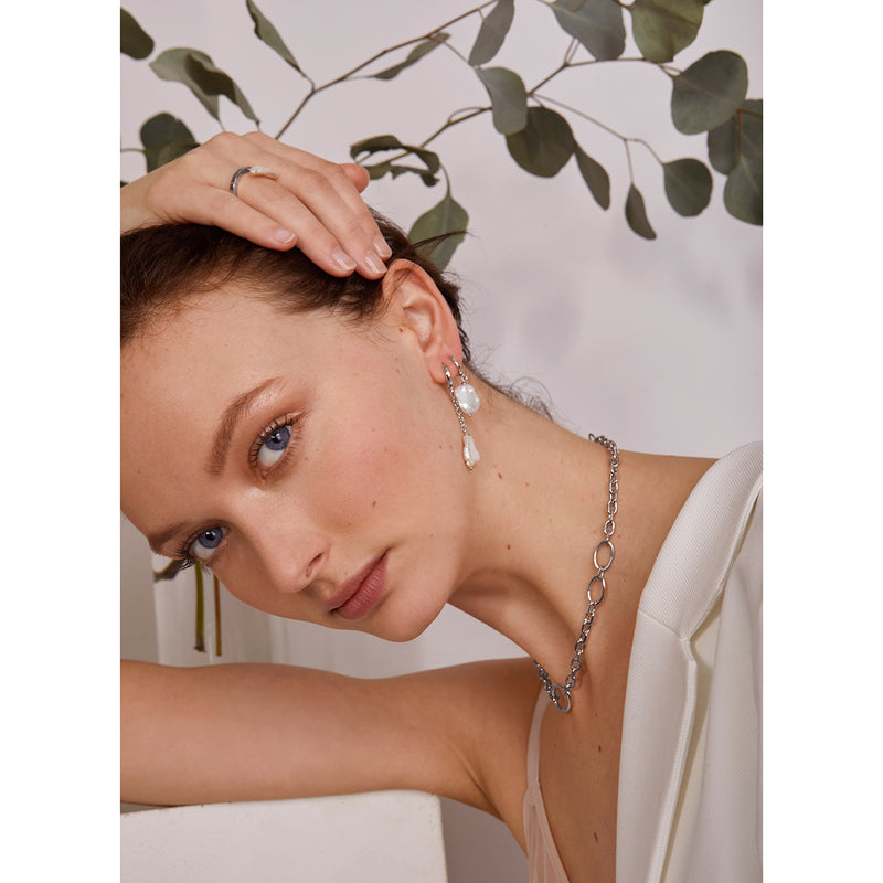 Oval Link Necklace in Rhodium