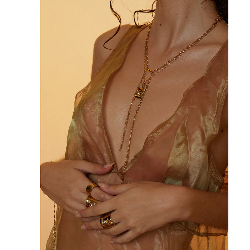 Signet Necklace in Gold