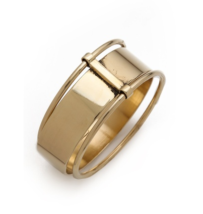 Shackle Bracelet in Gold