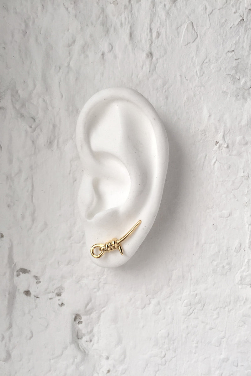 Lady Grey Jewelry knot ear crawler in gold