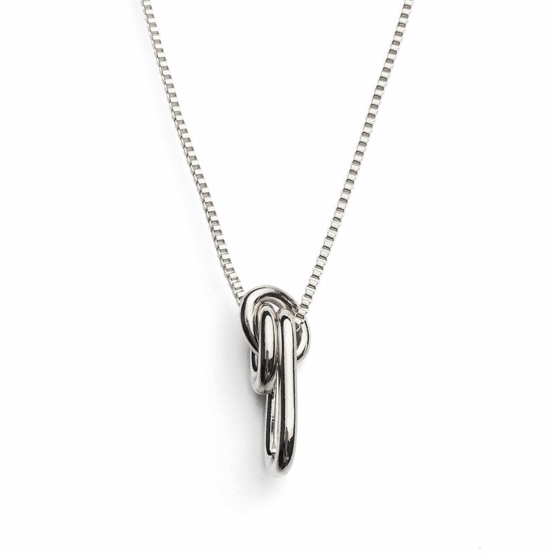 Lady Grey Jewelry Trés Link Necklace in Silver