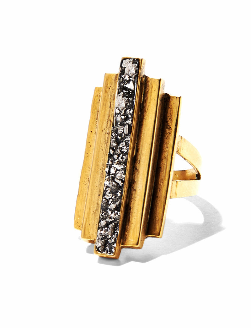 Stepped Channel Ring in Gold with Bismuth